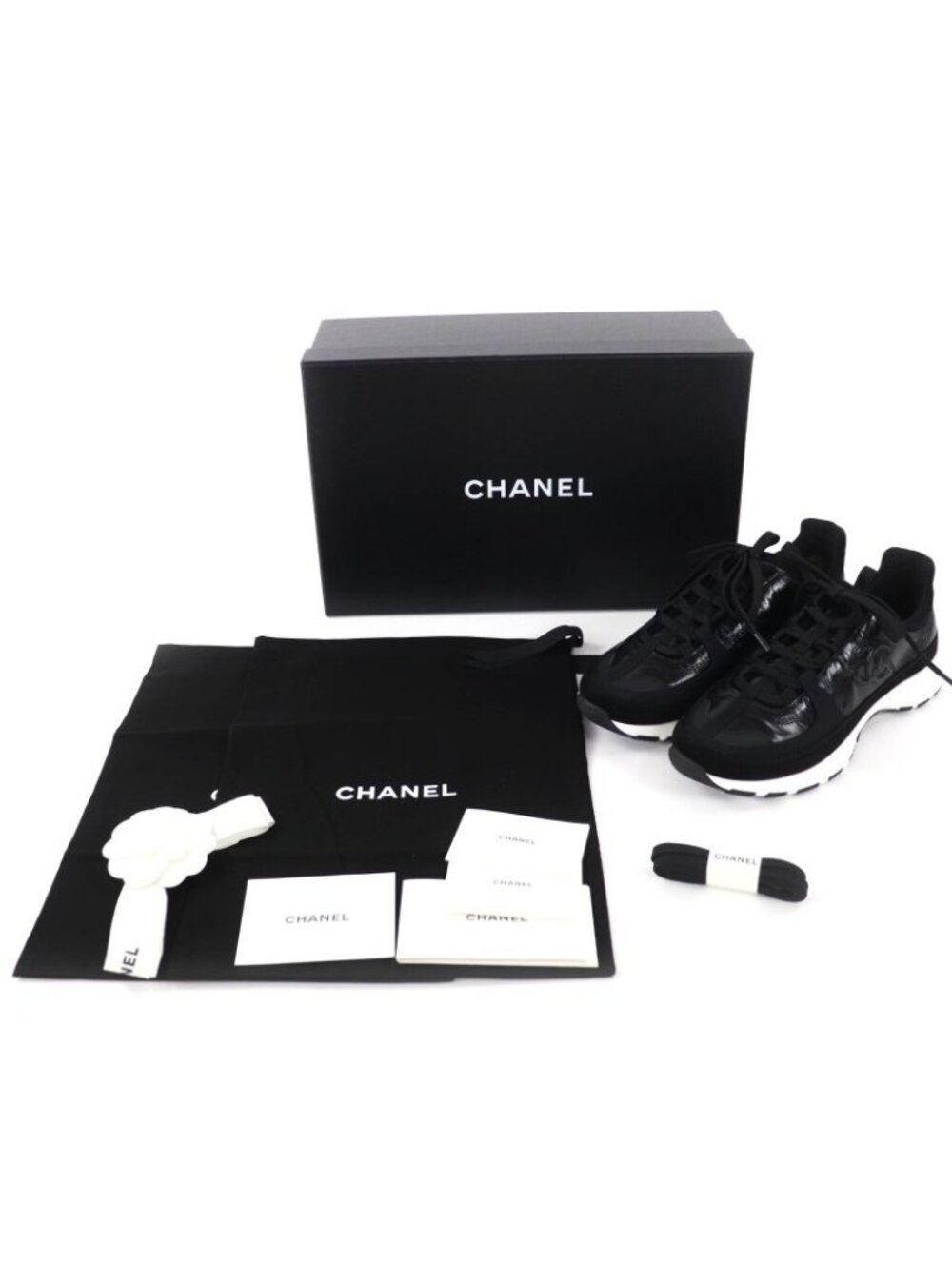 Chanel Coco Mark Leather Low Cut Sneakers Black White 37 Boxes - Picture 2 of 14